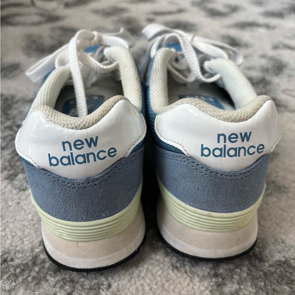 New Balance 515 Woman’s Retro Sneakers in Blue and White - Picture 8 of 10